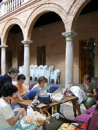 Taller_de_Encaje_en_la_Universidad_Popular_de_Almagro