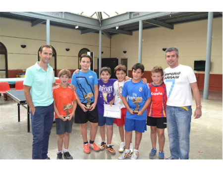 Diego L�pez se impone en el XX Torneo de tenis de mesa categor�a sub-14