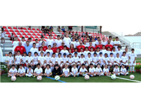 Almagro presenta su V Campus de F�tbol el s�bado