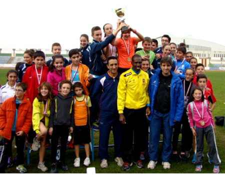 El Club Atletismo Calatrava se alza con el II Campeonato Regional de Categor�as Menores en Pista Cubierta