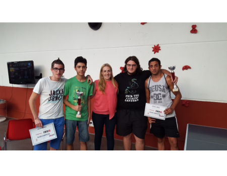 Alejandro Justicia y David Carneros ganan el primer torneo Fifa 2015