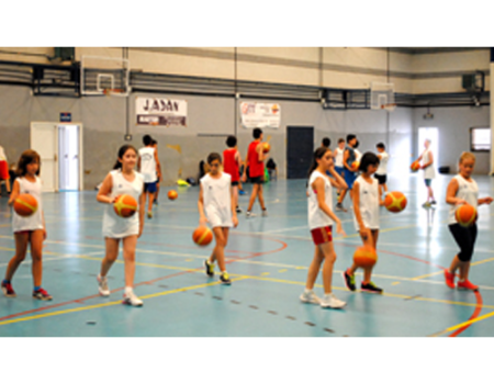 Seis d�as de baloncesto intensivo en Almagro