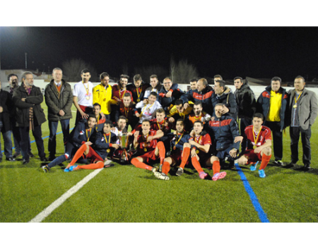 Goleada del Almagro para llevarse el Trofeo Diputaci�n
