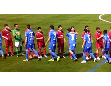 Dolorosa derrota que complica la permanencia en Tercera