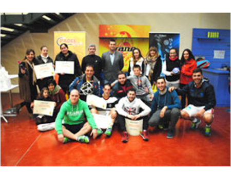 Los favoritos no fallan en el M�ster de P�del