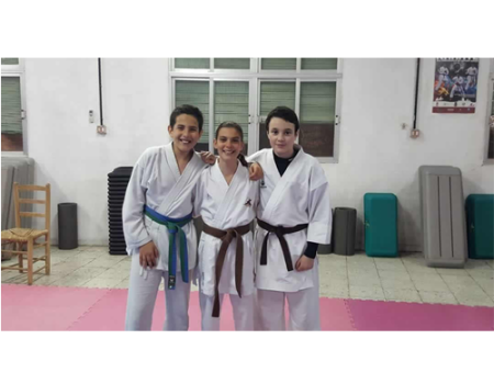 Los karatecas almagre�os rozan las medallas en Murcia
