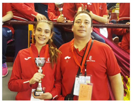 Amelia Fern�ndez, bronce en el Campeonato de Espa�a de Karate