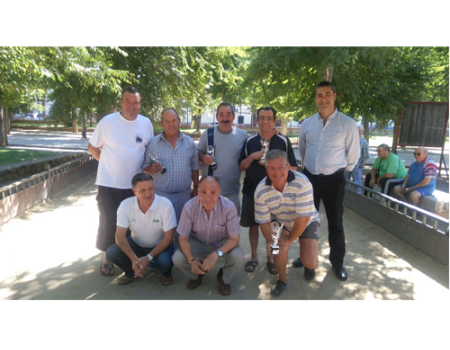 Ocho parejas disputaron el XVI Torneo de Petanca