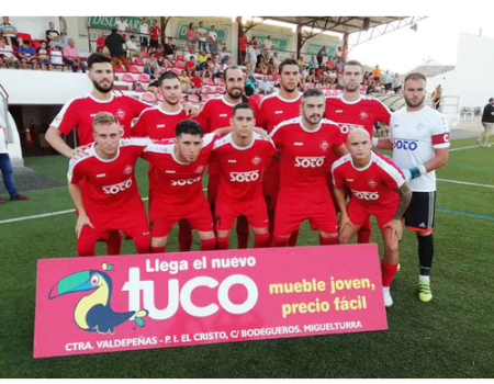 El empate frente al Manchego deja todo abierto para el partido de vuelta