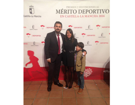 Gemma Arenas recibe una Menci�n Especial en la XX Gala Regional del Deporte