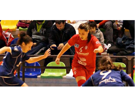 El Almagro FSF punt�a y gusta en Murcia frente a UCAM