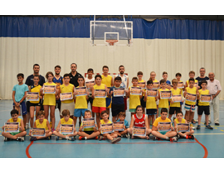 Torneos y diplomas en la clausura de las Jornadas de Baloncesto