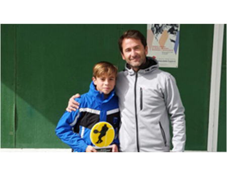 V�ctor V�llez se mete en el regional de tenis