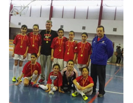 Las chicas de F�tbol Sala Alev�n juegan el lunes la semifinal regional contra Campillo de Altobuey