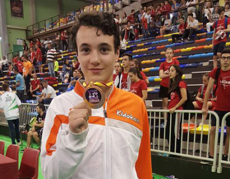 Samuel Molina, oro en el Campeonato de Espa�a de Clubes de Karate