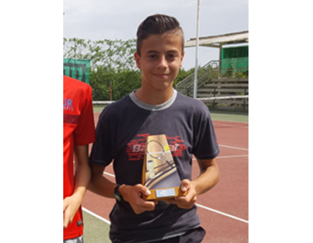 Doble torneo para V�ctor V�llez en Puertollano