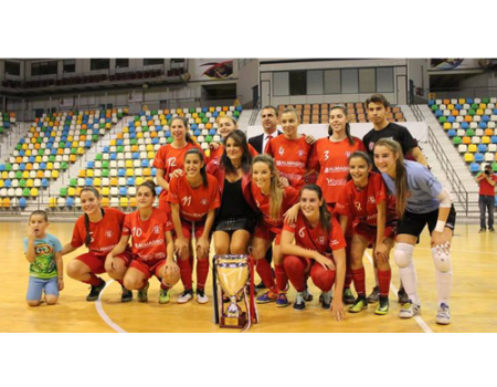 El Almagro FSF revalida t�tulo en el II Torneo JCCM de F�tbol Sala Femenino