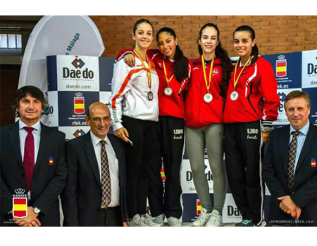 Buen debut de la Escuela de Karate en M�laga