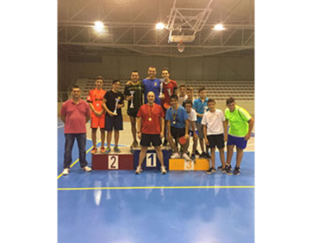 Las actividades deportivas de Feria finalizan con el torneo de Tenis de mesa y el campeonato de nataci�n