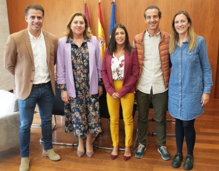 El Gobierno de Castilla-La Mancha felicita a Gemma Arenas por sus recientes �xitos deportivos en el Mundial de Ultra Trail de Tailandia