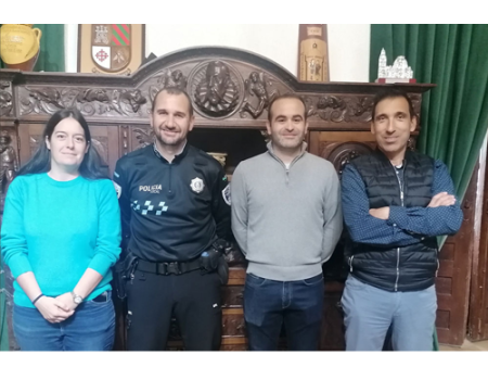 Un nuevo polic�a se incorpora a la plantilla municipal 