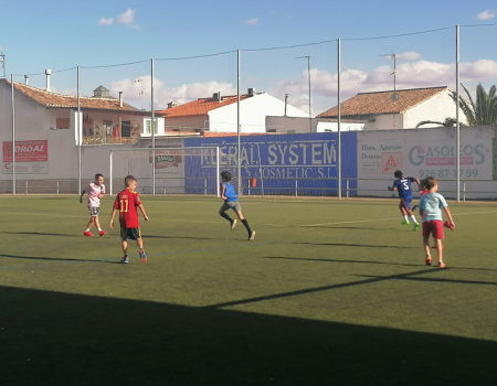 M�s de 500 ni�os y ni�as practican deporte en las Escuelas Deportivas Municipales