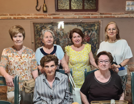 Las amas de casa de Almagro agradecen la labor de su presidenta por m�s de 25 a�os