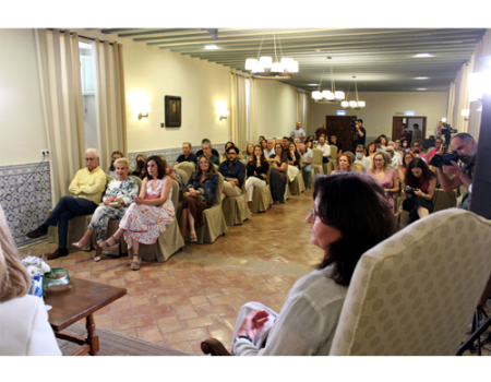 La Asociaci�n para el Desarrollo del Campo de Calatrava re�ne en Almagro a cuatro best sellers de la literatura espa�ola para reflexionar sobre despoblaci�n