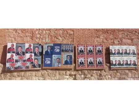 La campa�a electoral arranca en Almagro con la pegada de carteles 