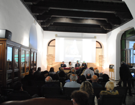 El Ateneo debate sobre el turismo m�gico e intangible