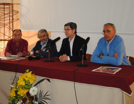 El Ateneo analiza el edificio de su nueva sede, el Palacio de Don Jer�nimo �vila 