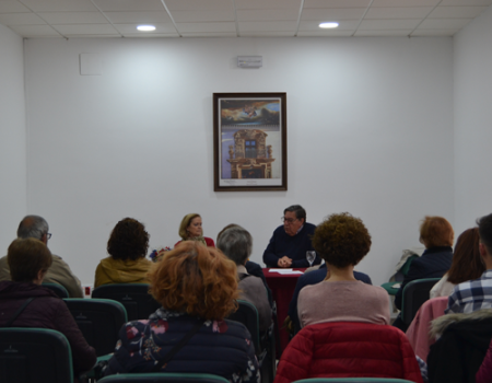 F�lix Llorente comparte su primer libro infantil con el club de lectura de la Biblioteca