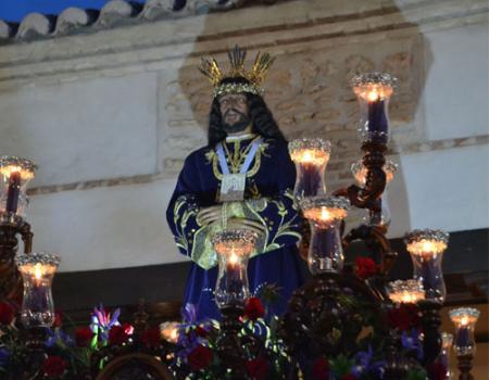 El Rescatado y Mar�a Magdalena finalizan su recorrido procesional diez minutos antes de comenzar a llover 