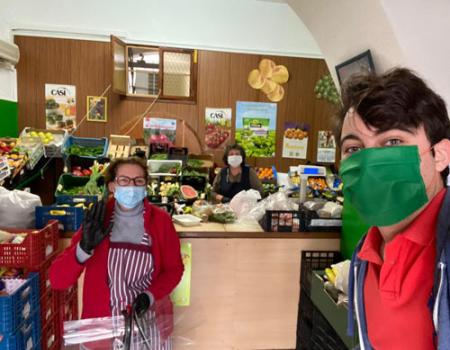 Ciudadanos adquiere 100 pantallas protectoras que reparte al peque�o comercio