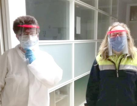 La Escuela T�cnica Superior de Ingenieros Agr�nomos ha entregado pantallas de protecci�n al centro de salud de Almagro 