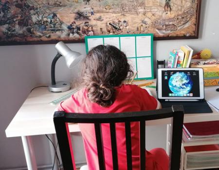 Cerca de 4.000 dispositivos tecnol�gicos se repartir�n en Castilla-La Mancha para atajar la brecha digital entre el alumnado 