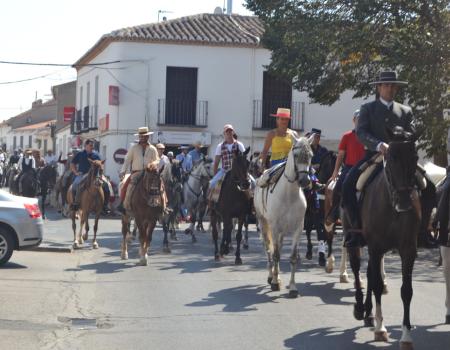 Segunda jornada de Feria en Almagro con pasodobles, piraguas, fiesta de la espuma y pasacalle ecuestre 