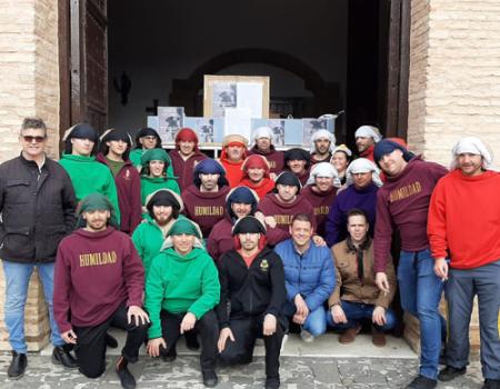 Las hermandades de Santiago y San Juan se hacen m�s solidarias en Navidad