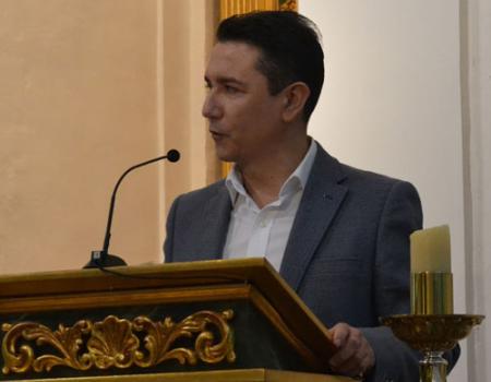 El pregonero invita a celebrar la Navidad dejando las prisas a un lado, dialogando m�s, escuchando m�s, dando felicidad…