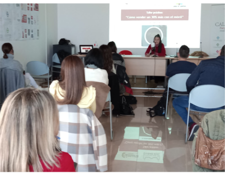 La C�mara de Comercio y la Asociaci�n de Desarrollo Campo de Calatrava forman a los comercios para vender a trav�s del m�vil