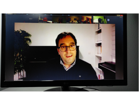 Francisco Antonio Moya imparti� c�tedra sobre la Novena Sinfon�a en el Ateneo