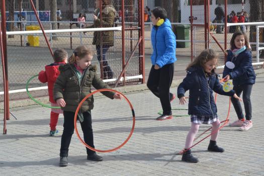 Los colegios celebran el D�a Escolar de la Paz y la No violencia
