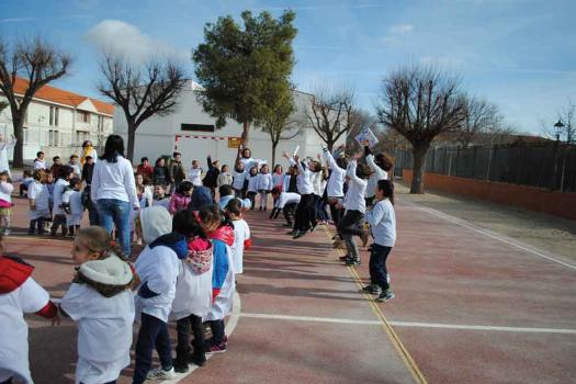 Los colegios celebran el D�a Escolar de la Paz y la No violencia
