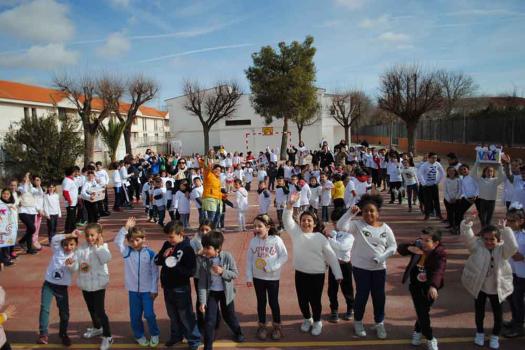 Los colegios celebran el D�a Escolar de la Paz y la No violencia