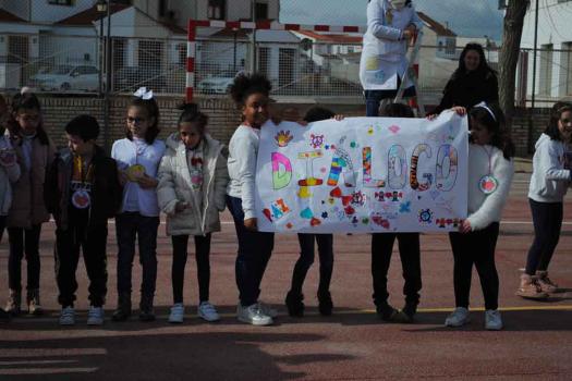 Los colegios celebran el D�a Escolar de la Paz y la No violencia