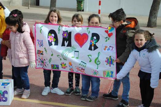 Los colegios celebran el D�a Escolar de la Paz y la No violencia