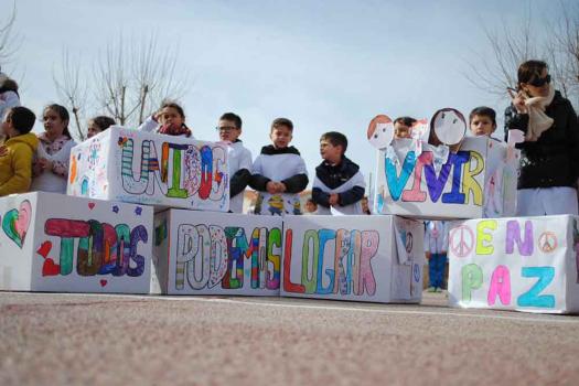 Los colegios celebran el D�a Escolar de la Paz y la No violencia