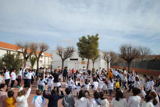 Los colegios celebran el D�a Escolar de la Paz y la No violencia