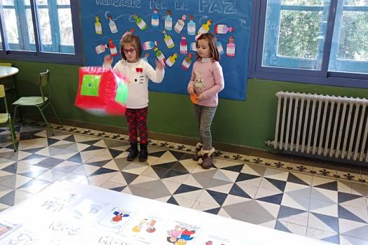 Los colegios celebran el D�a Escolar de la Paz y la No violencia