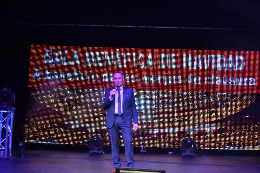 Jos� V�lez en la Gala Ben�fica de Navidad